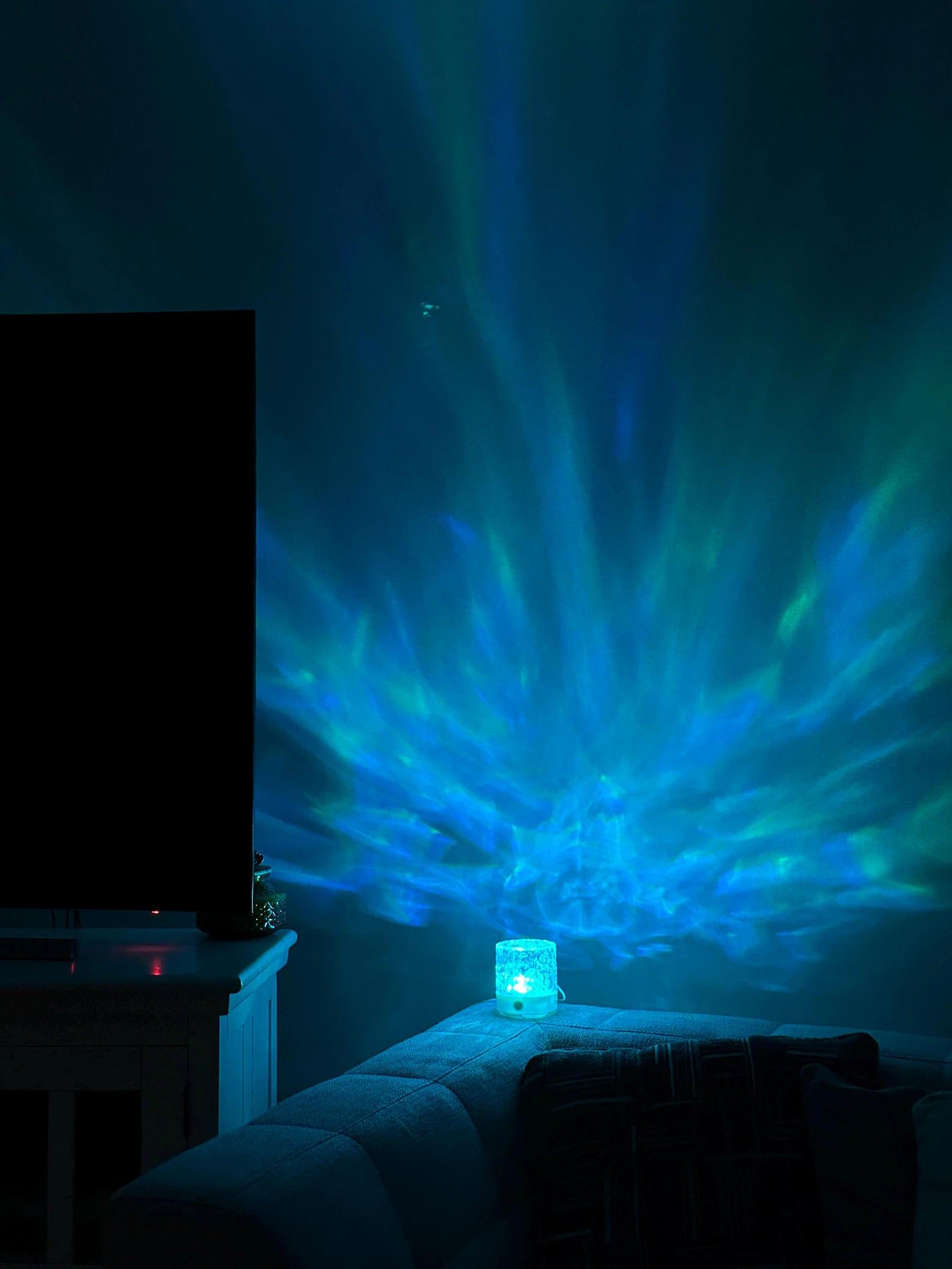 Northern Lights & Ocean Wave Projector Lamp